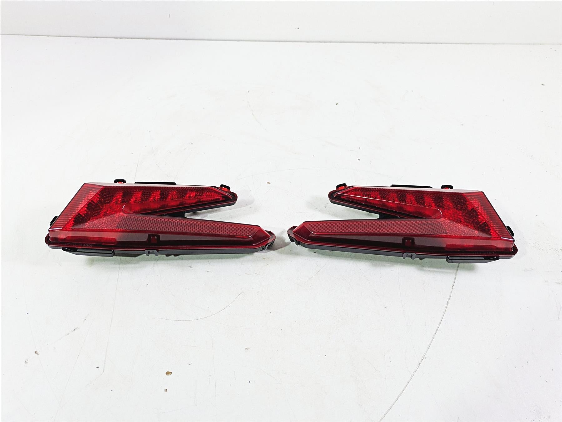2018 Can Am Maverick X3 XRC Turbo R Taillight Tail Brake Light Set 710004743 {{ shop.shopifyCountryName }} - Mototech271