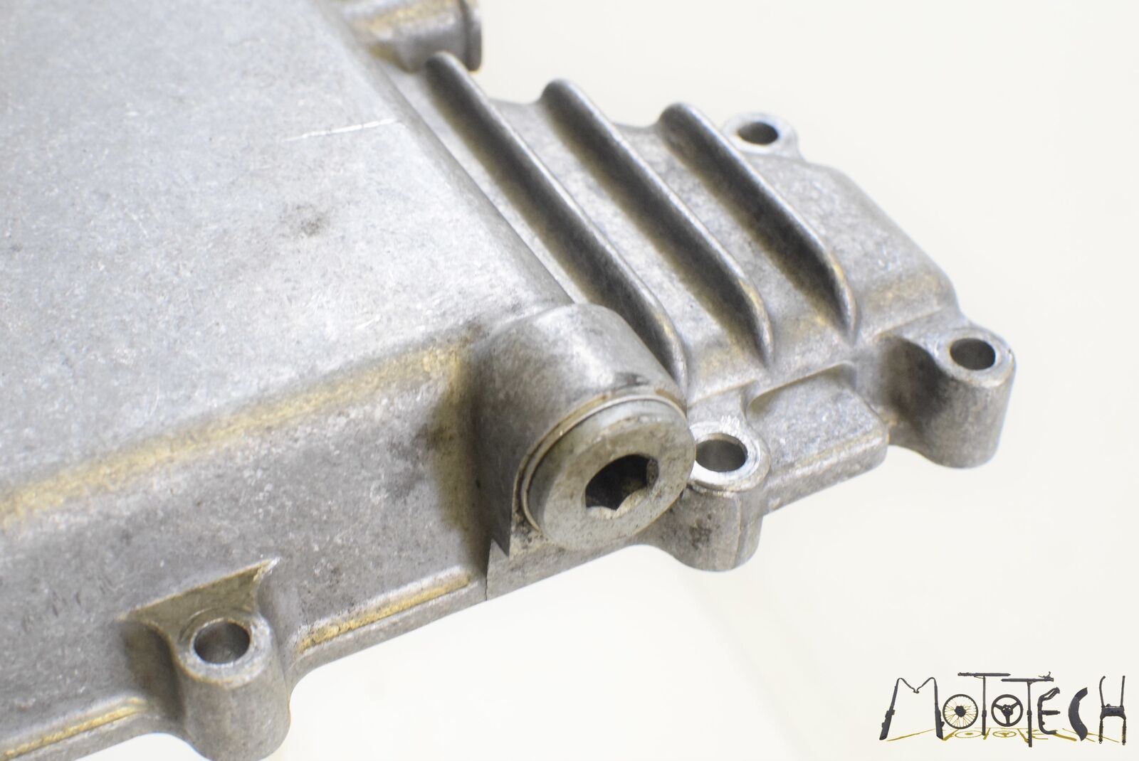 2000 MV Agusta F4 750 ORO Engine Oil Pan Cover 800087315 {{ shop.shopifyCountryName }} - Mototech271