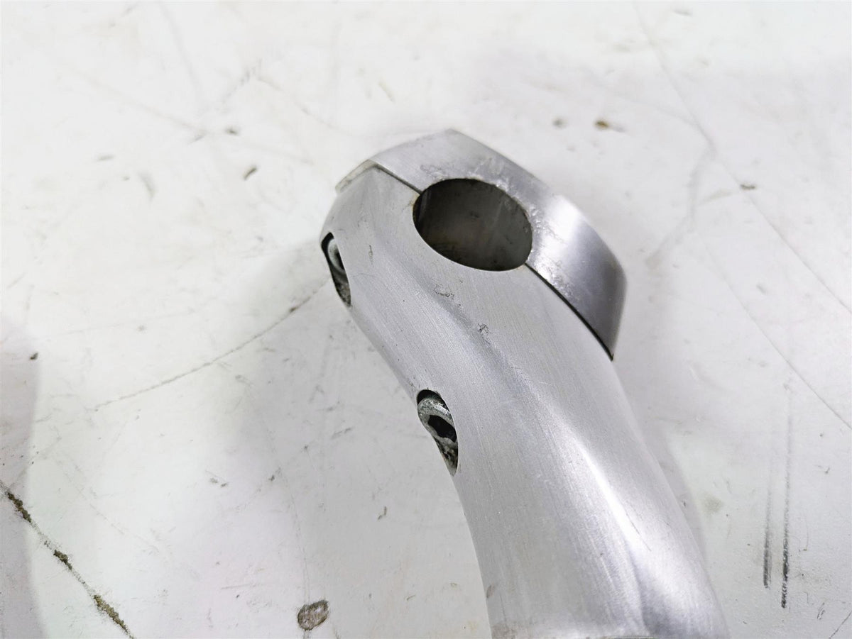 2004 Victory Kingpin Handlebar Riser Holder Set 1821325 1821325 {{ shop.shopifyCountryName }} - Mototech271