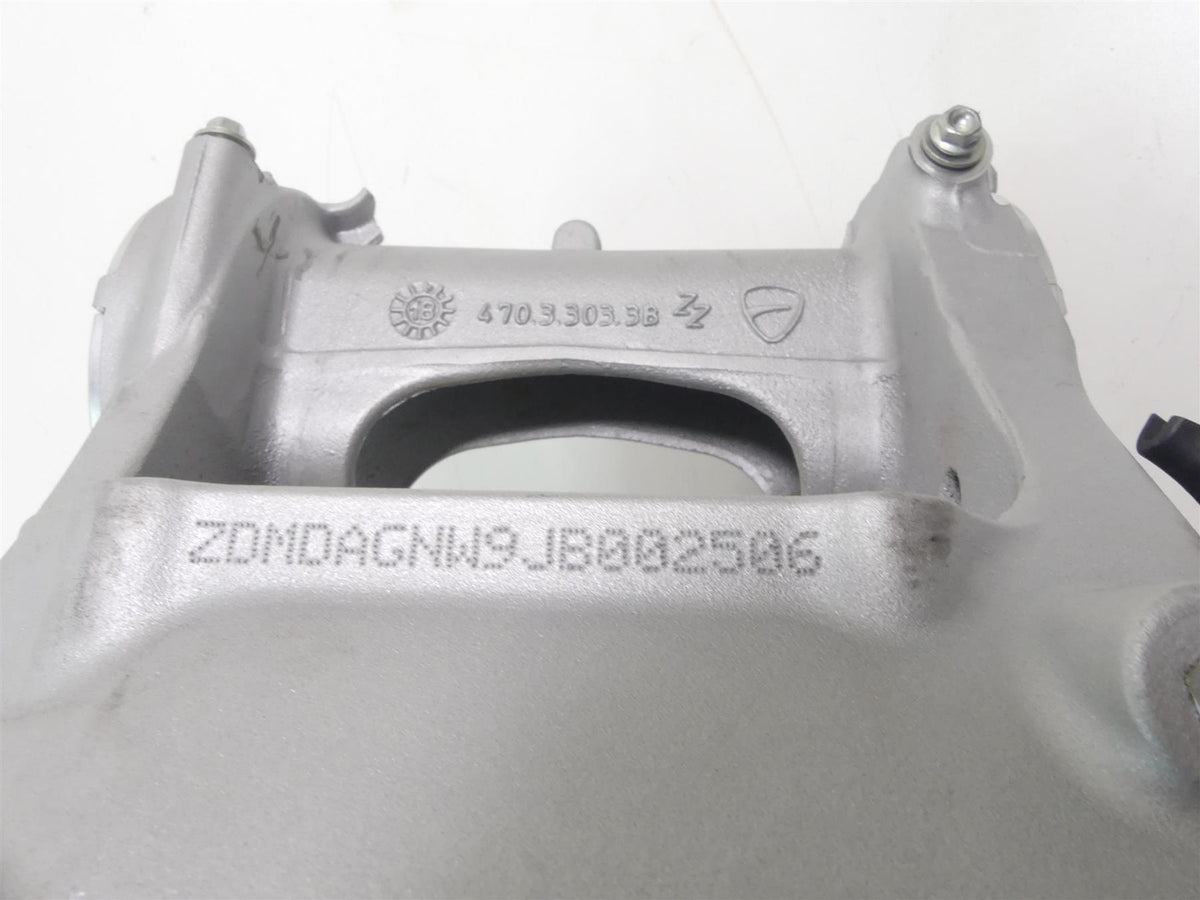 2018 Ducati Panigale 1100 V4 S Frame Chassis - Read With Texas Salvage Title 47023032CA 47023201AA {{ shop.shopifyCountryName }} - Mototech271