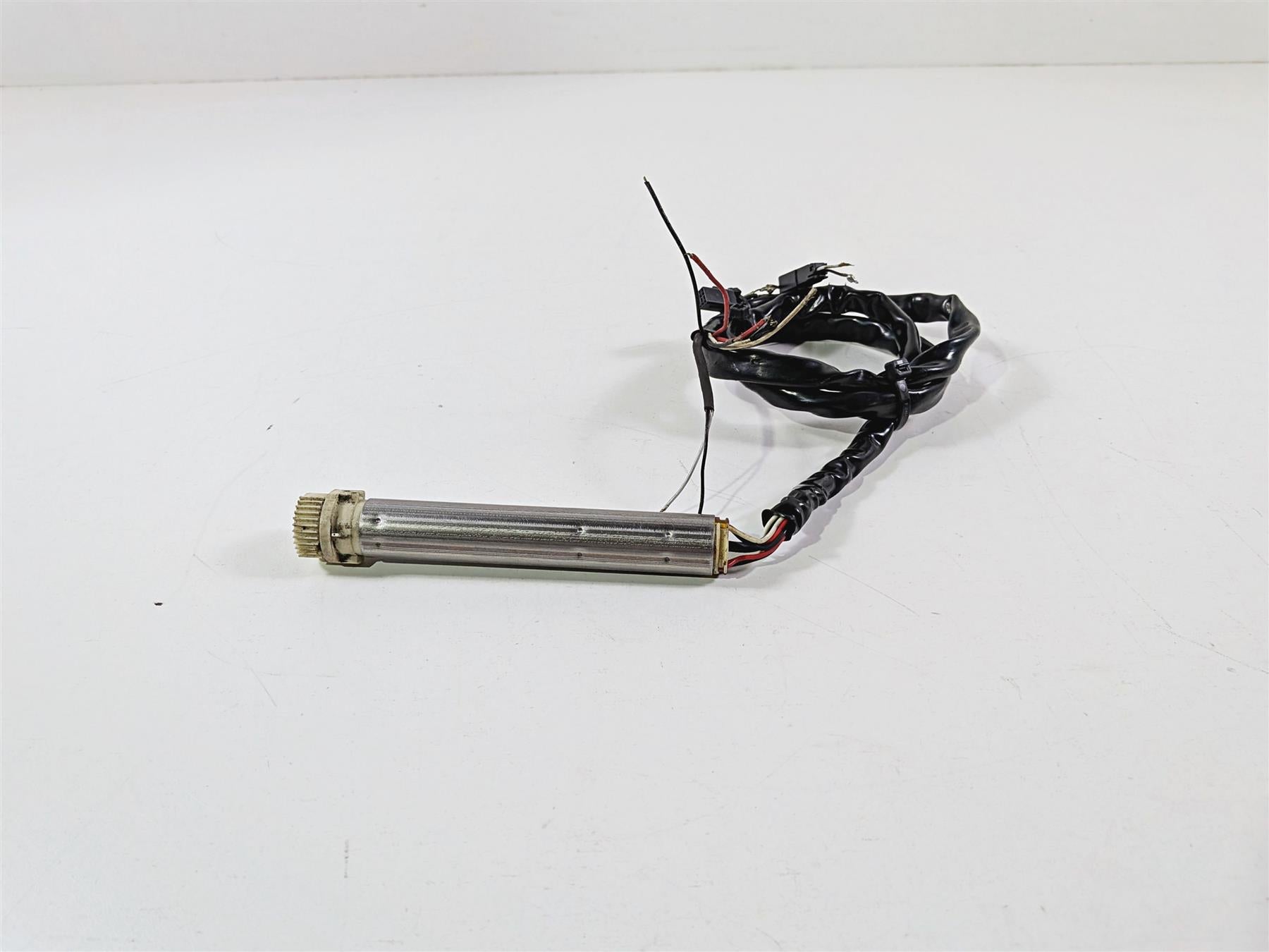2016 Harley Touring FLHX Street Glide Throttle Ride By Wire Sensor Read 32700050 {{ shop.shopifyCountryName }} - Mototech271