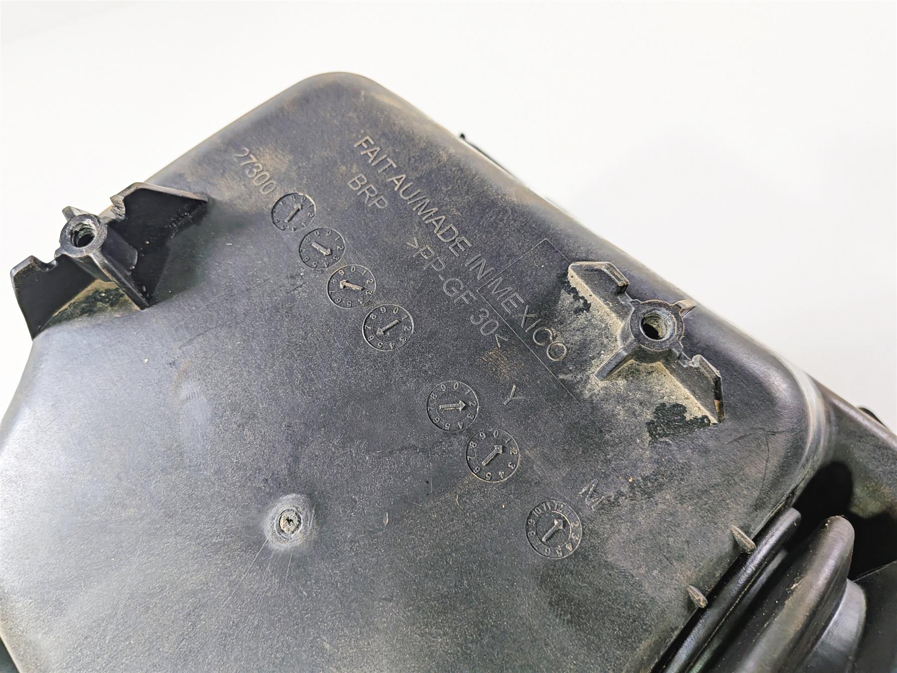 2021 Sea-Doo Spark 900 Trixx Air Box Filter Cleaner 273000385 273000386 {{ shop.shopifyCountryName }} - Mototech271