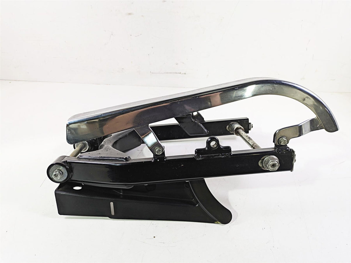 2002 Harley Dyna FXDL Low Rider Rear Swingarm & Belt Guards 47820-00A {{ shop.shopifyCountryName }} - Mototech271