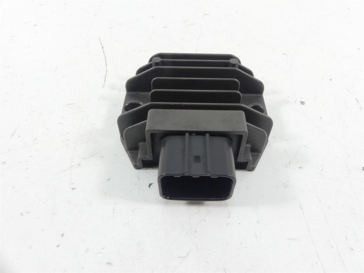 2016 KTM 1290 Superduke R Rectifier Voltage Regulator 60311034000 FH022AA {{ shop.shopifyCountryName }} - Mototech271