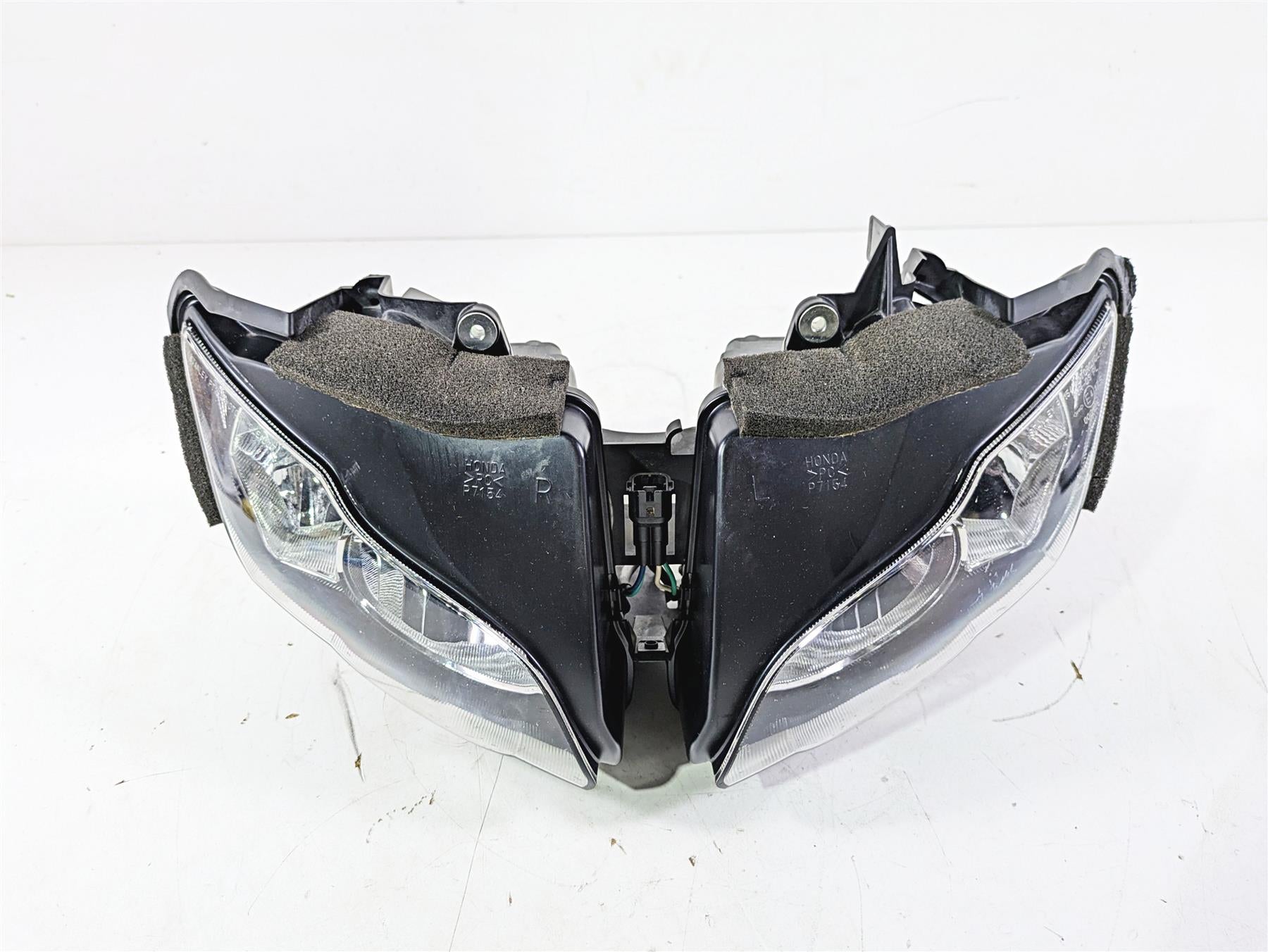 2008 Honda CBR1000RR SC59 Headlight Head Light Lamp - Read 33102-MFL-305 | Mototech271