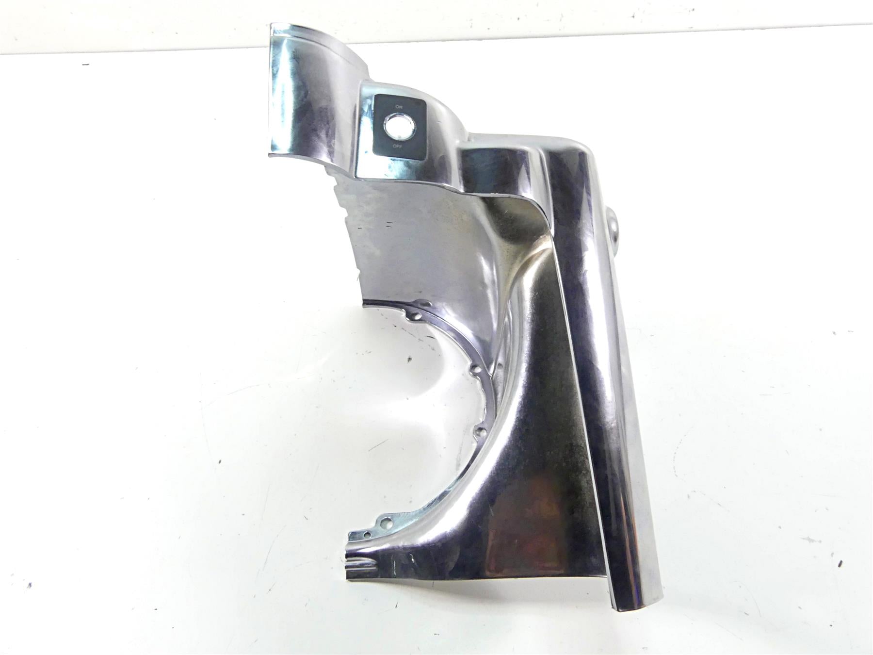 2007 Harley Touring FLHRC Road King Right Headlight Side Cover Nacelle 67674-03A {{ shop.shopifyCountryName }} - Mototech271