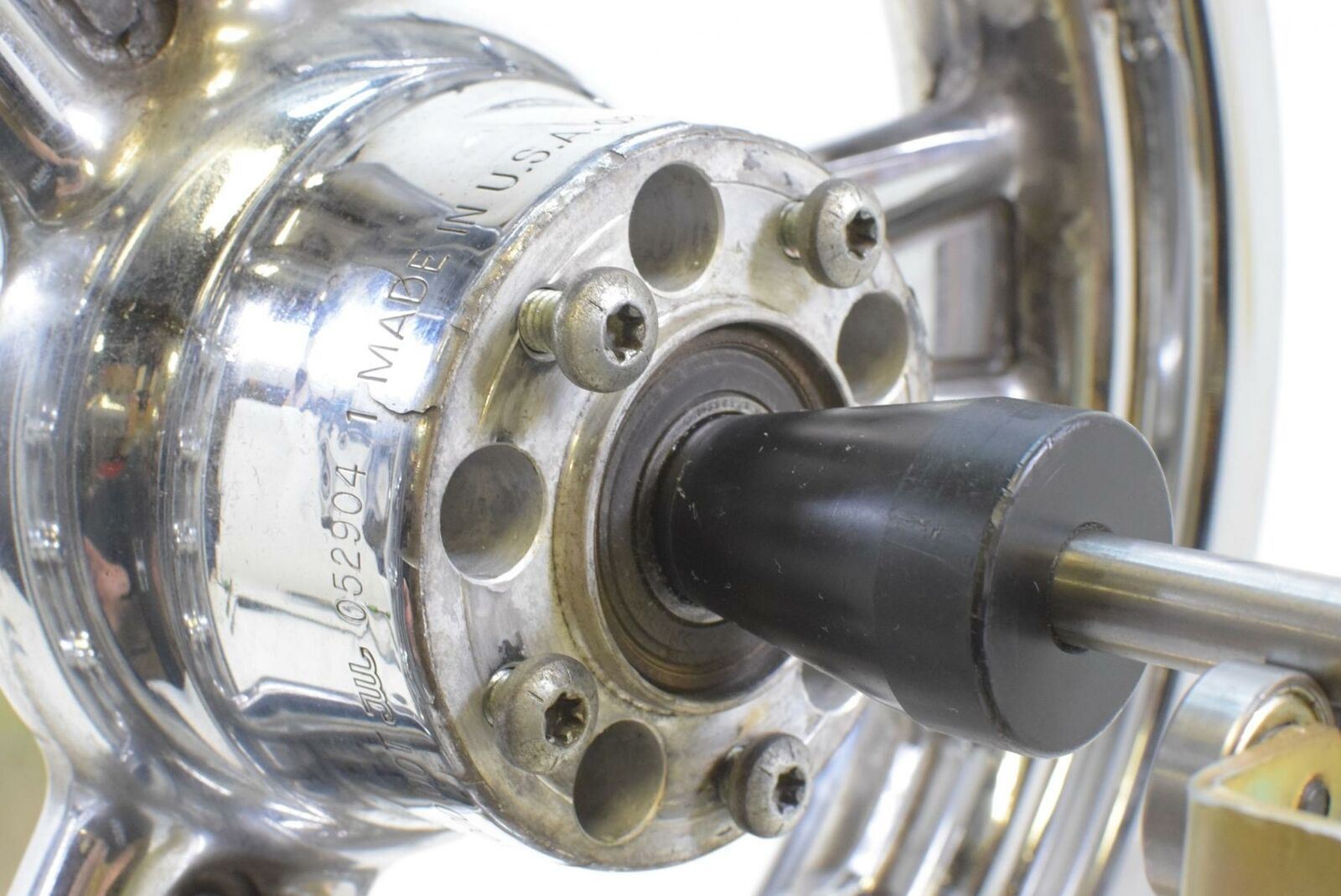 2004 Harley FLHTCSE CVO Electra Glide Front Wheel Rim Straight 16x3 43478-04 {{ shop.shopifyCountryName }} - Mototech271