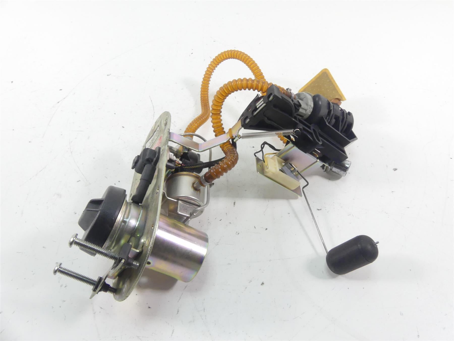 2005 Harley Touring CVO FLHTCSE Electra Glide Fuel Gas Petrol Pump 75126-02 {{ shop.shopifyCountryName }} - Mototech271