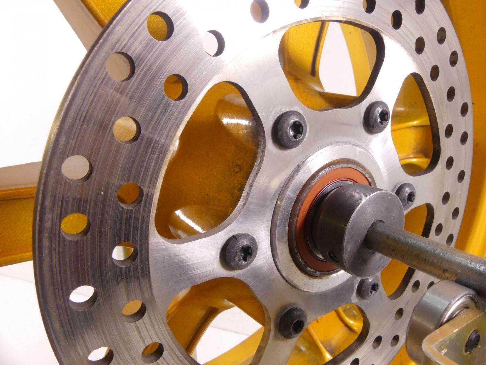 2006 Buell XB12SCG Lightning Straight Rear Wheel Wim 17x5.5 G0309.02A8 {{ shop.shopifyCountryName }} - Mototech271