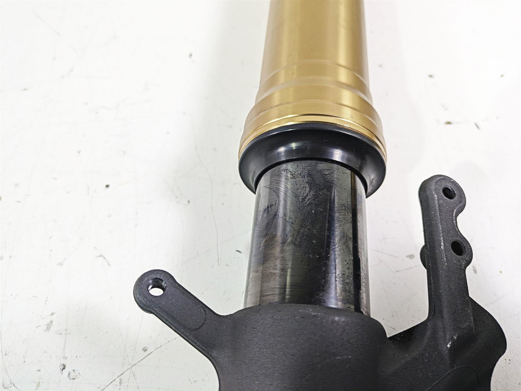 2018 Suzuki GSX1300 R Hayabusa Straight Lowered Drag Front Fork Set 51104-24F70 {{ shop.shopifyCountryName }} - Mototech271