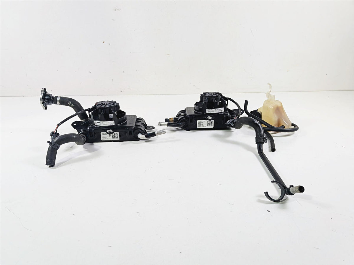 2020 Harley Touring FLTRK Road Glide Left Right Radiator Fan Set 26800004 {{ shop.shopifyCountryName }} - Mototech271