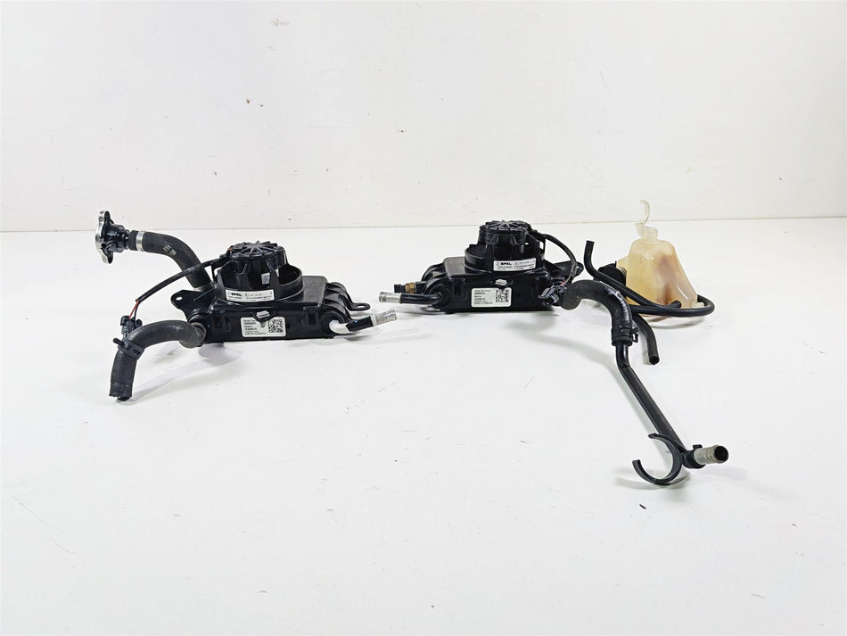 2020 Harley Touring FLTRK Road Glide Left Right Radiator Fan Set 26800004 {{ shop.shopifyCountryName }} - Mototech271