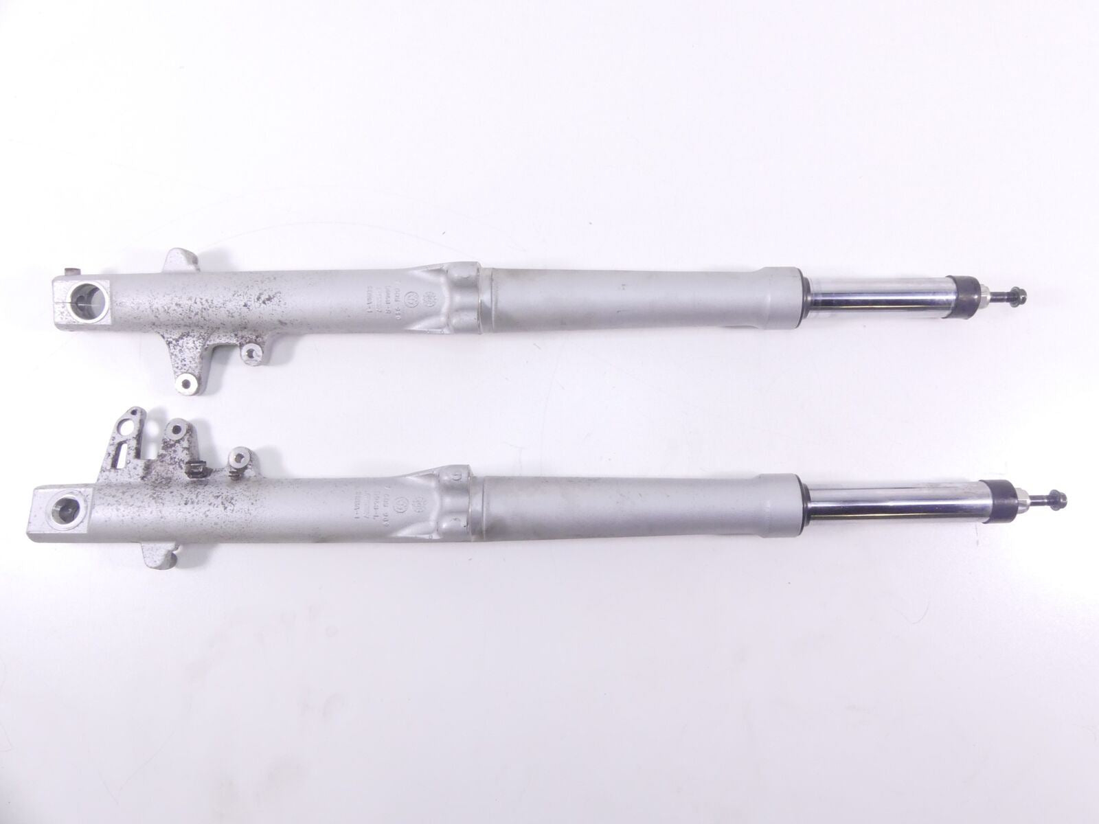 2008 BMW R1200R K27 Straight Showa Front Fork Damper Leg Set 7685909 7685910 {{ shop.shopifyCountryName }} - Mototech271