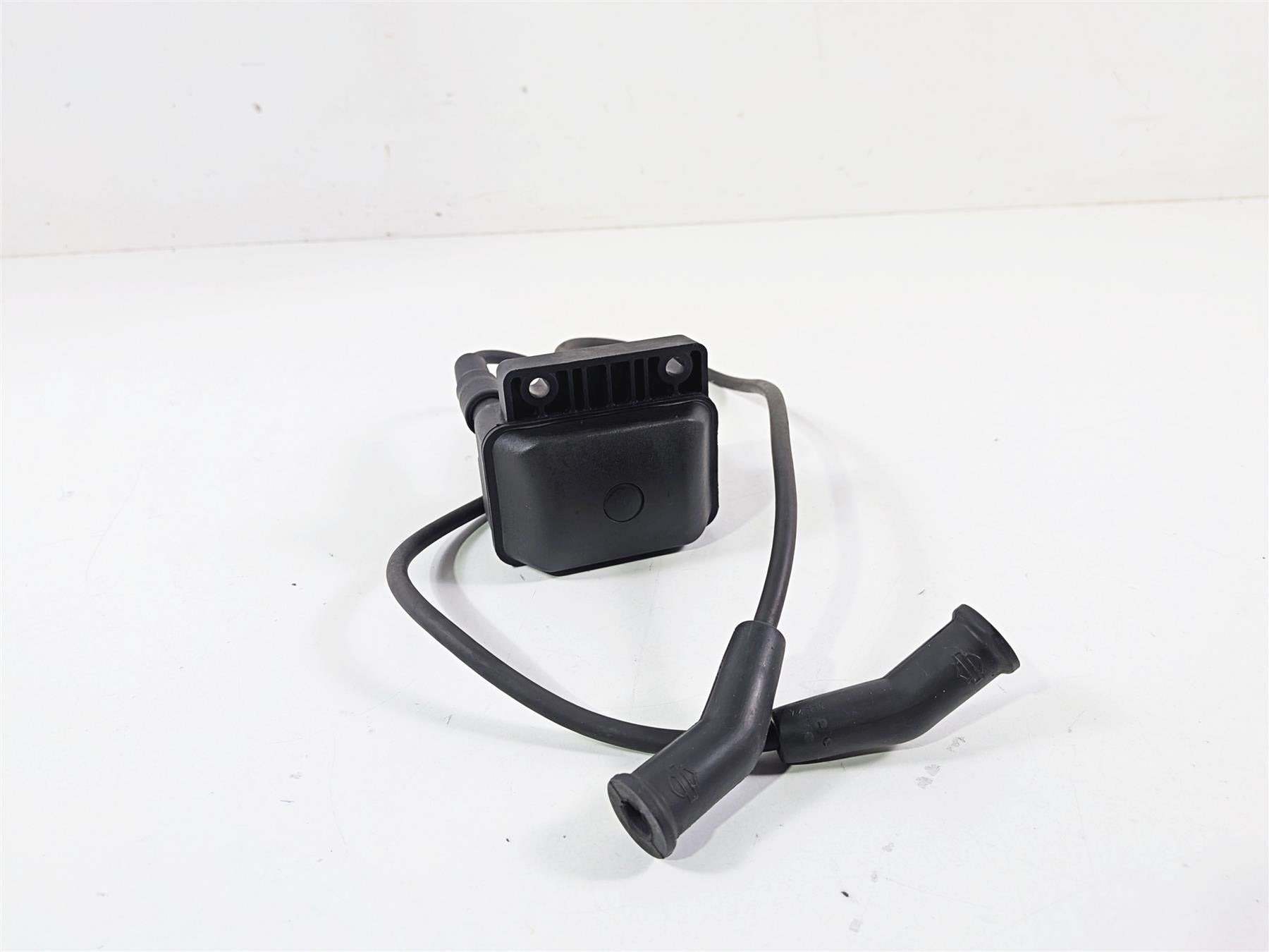 2000 Harley Touring FLHRCI Road King Ignition Coil Wires Plug Set 31639-99 {{ shop.shopifyCountryName }} - Mototech271