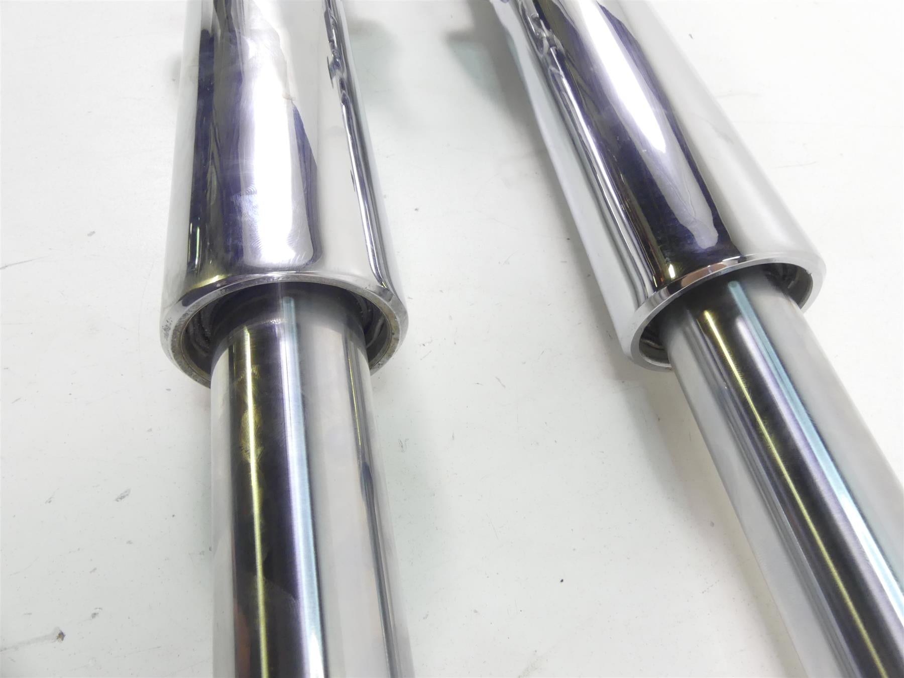 2007 Harley FLHTCU SE CVO Electra Glide Straight Front Forks 41mm 46621-06A {{ shop.shopifyCountryName }} - Mototech271