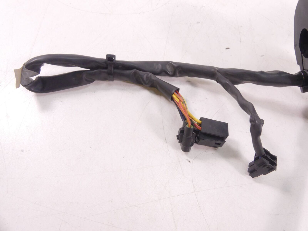 2018 Suzuki GSXR750 Right Control Switch Start Kill Throttle Grip Set 37200-47H3 {{ shop.shopifyCountryName }} - Mototech271