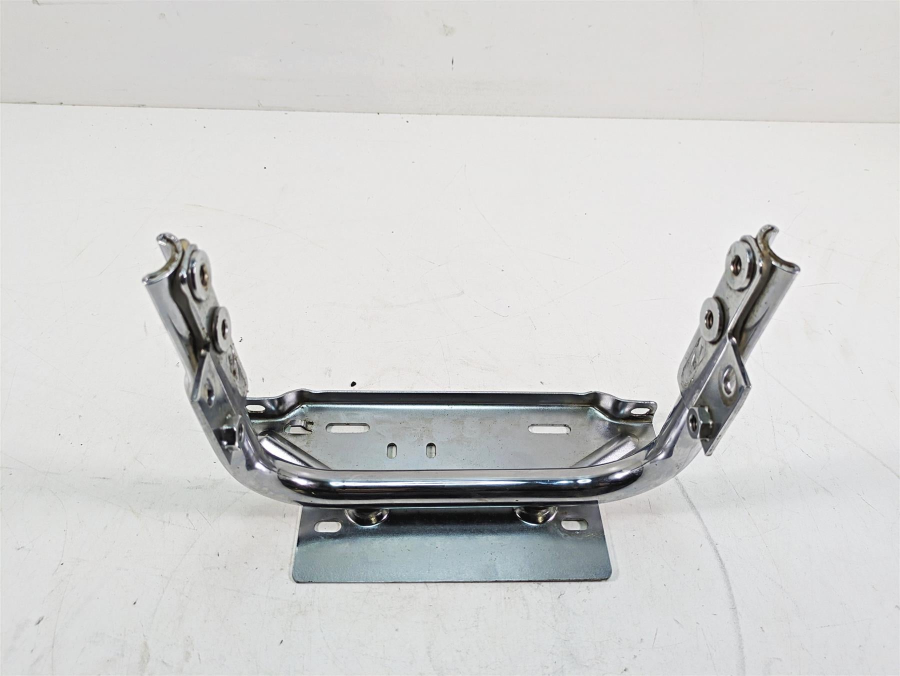 1999 Harley Touring FLHTC Electra Glide Rear Plate Holder Mount 53422-97 {{ shop.shopifyCountryName }} - Mototech271