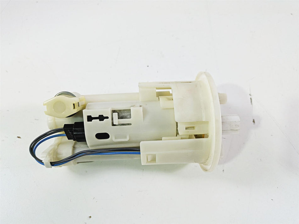 2013 Triumph Tiger 1215 Explorer Fuel Gas Petrol Pump - Tested T2400735 {{ shop.shopifyCountryName }} - Mototech271