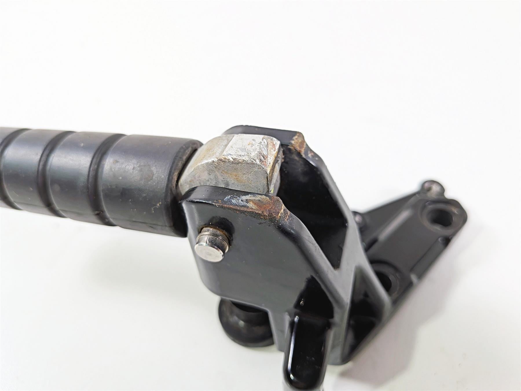 2017 Victory Octane 1200 Right Footpeg Foot Peg 5138887-658 {{ shop.shopifyCountryName }} - Mototech271