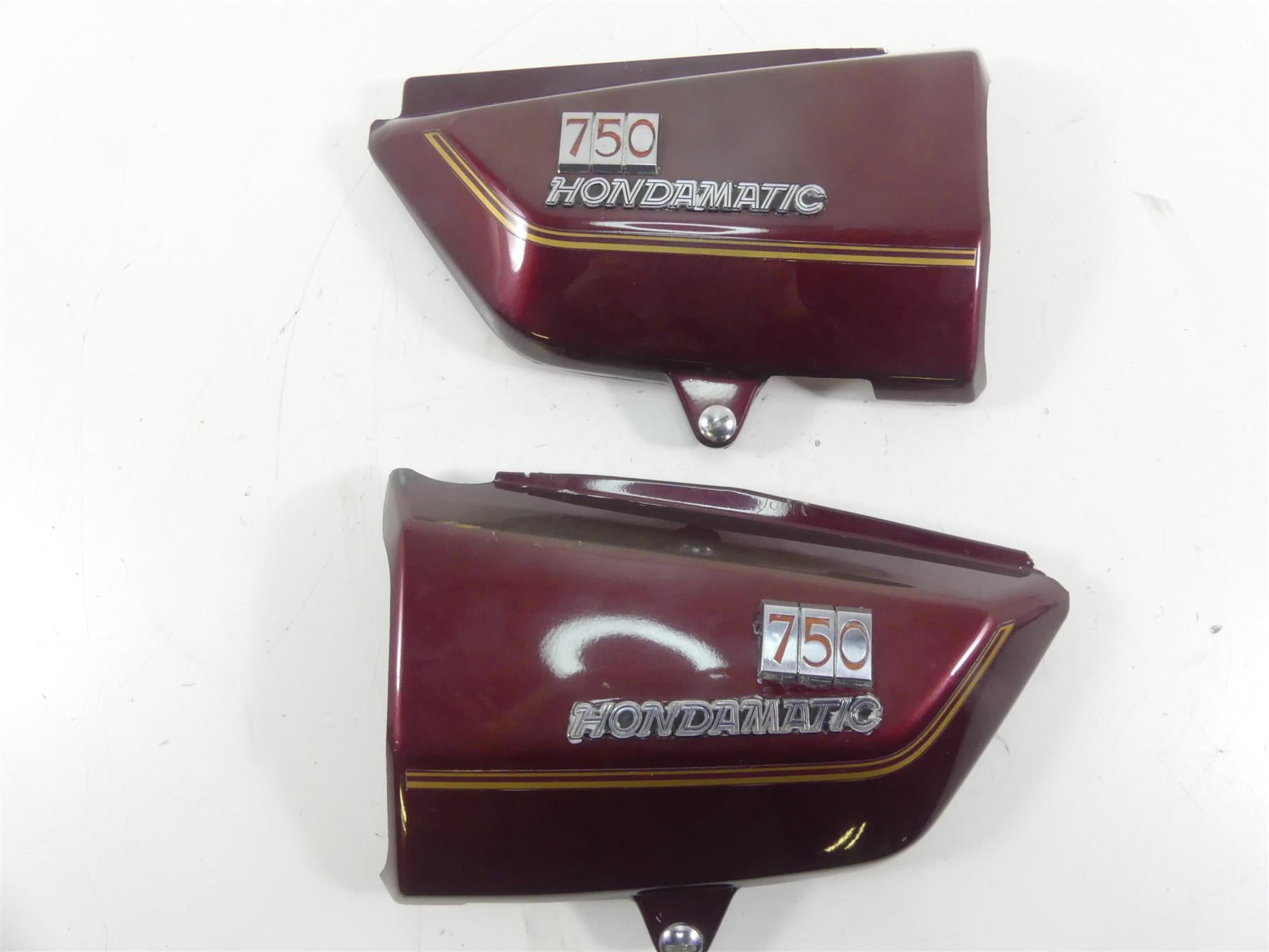 1977 Honda CB750 A Four Hondamatic Side Cover Set 83600-393-770 83700-393-770 {{ shop.shopifyCountryName }} - Mototech271