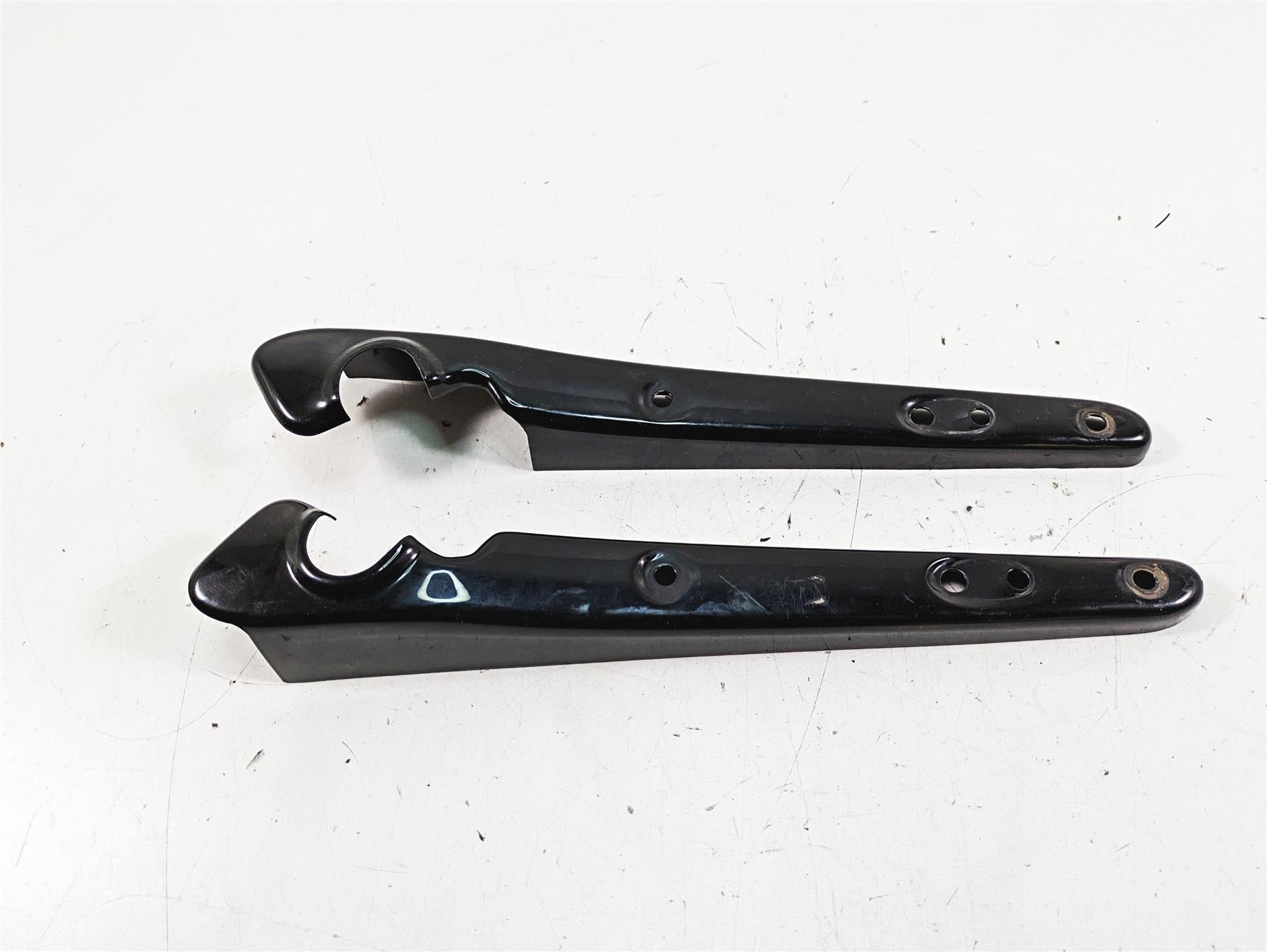 2019 Harley XL883N Sportster Iron Rear Fender Struts Braces 60203-06 60204-06 {{ shop.shopifyCountryName }} - Mototech271