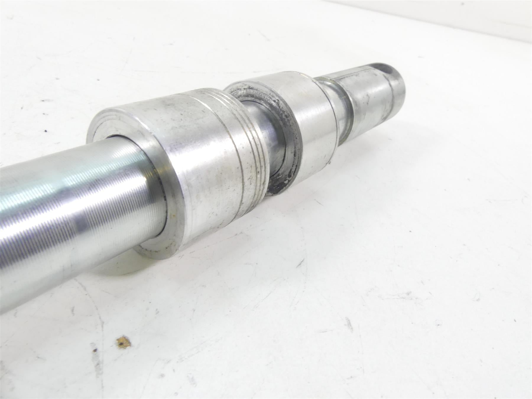 2015 Harley FXDF Dyna Fat Bob Straight Front Axle Wheel Spindle 25mm 41547-07A {{ shop.shopifyCountryName }} - Mototech271