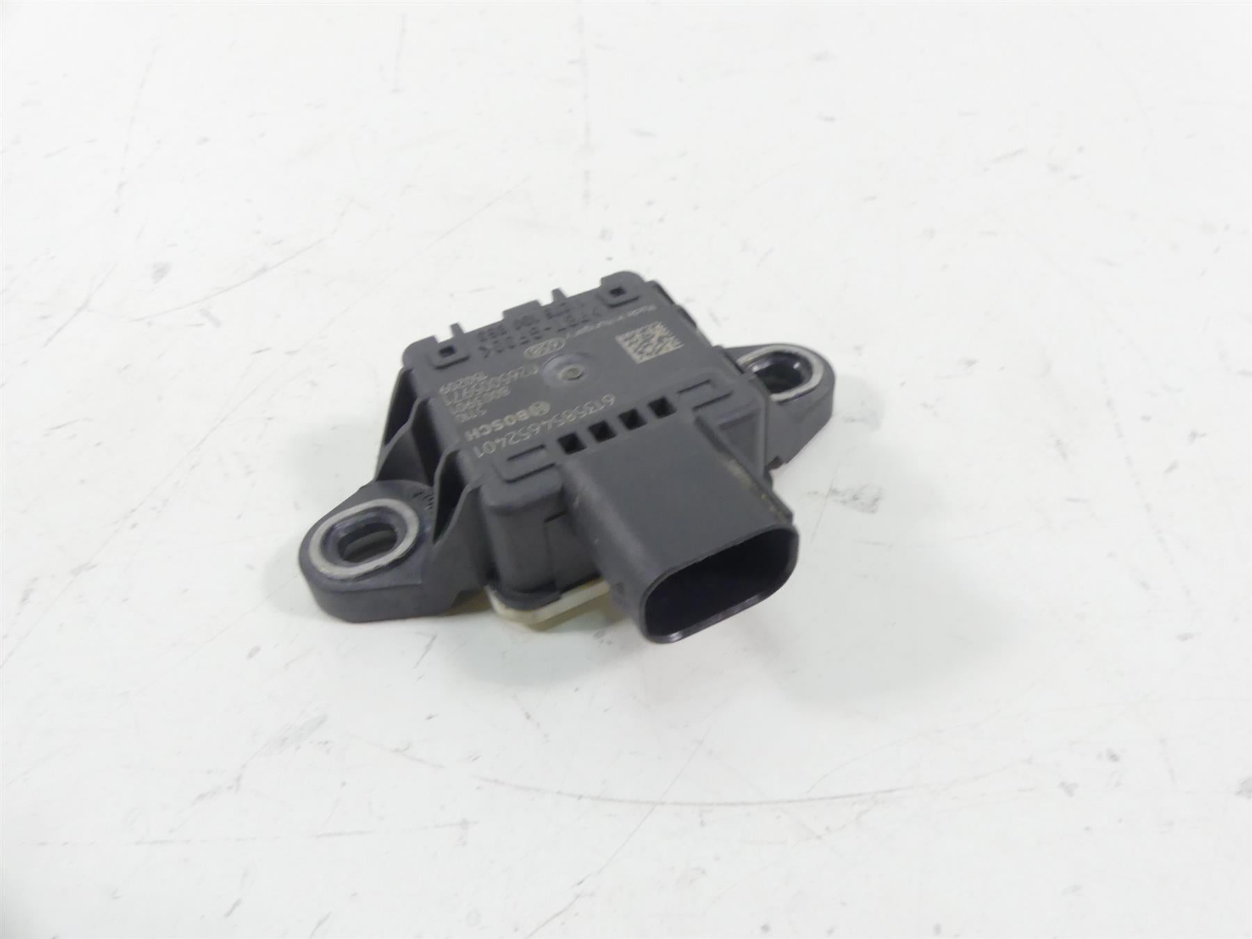 2015 BMW K1600GT K48 Bosch Speed Sensor Box 61358546524 {{ shop.shopifyCountryName }} - Mototech271