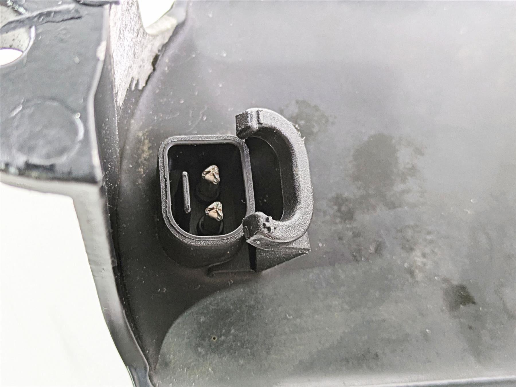 2010 Harley Touring FLHTK Electra Glide Rectifier Voltage Regulator 74505-09A {{ shop.shopifyCountryName }} - Mototech271