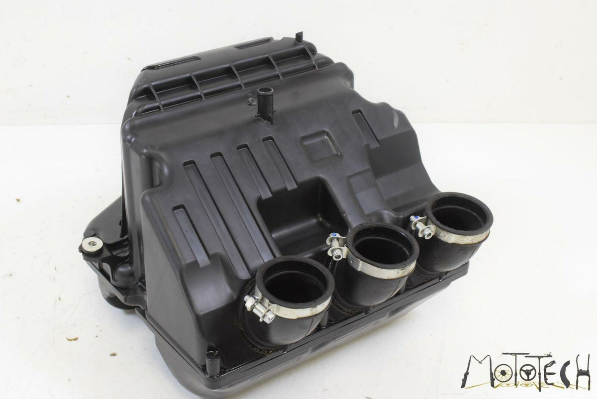 2016 Yamaha MT09 FZ09 Air Cleaner Breather Filter Box Assembly 90110-06388-00 {{ shop.shopifyCountryName }} - Mototech271