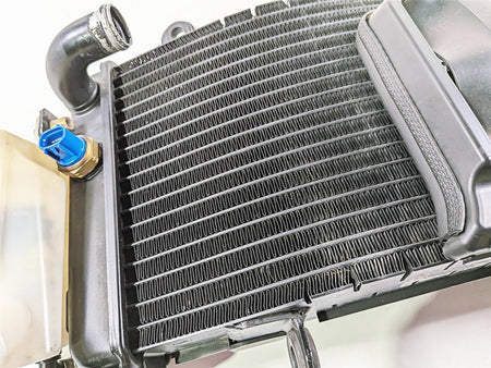 2005 KTM 950 LC8 Adventure Radiator Fan Reservoir Set 60035010000 60035010100 {{ shop.shopifyCountryName }} - Mototech271
