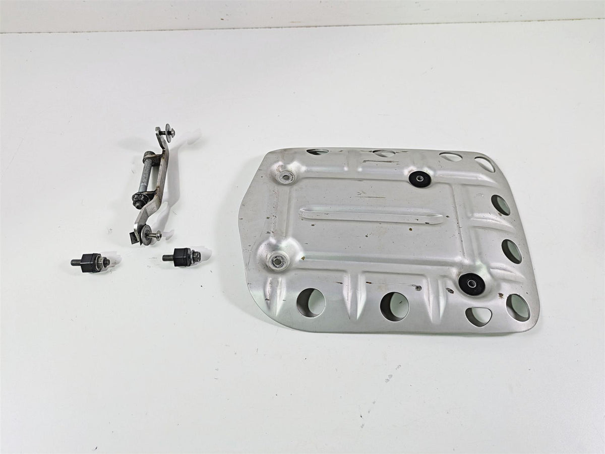 2018 BMW R nineT Urban GS K33 Lower Engine Guard Skidplate Set 11117717743 {{ shop.shopifyCountryName }} - Mototech271