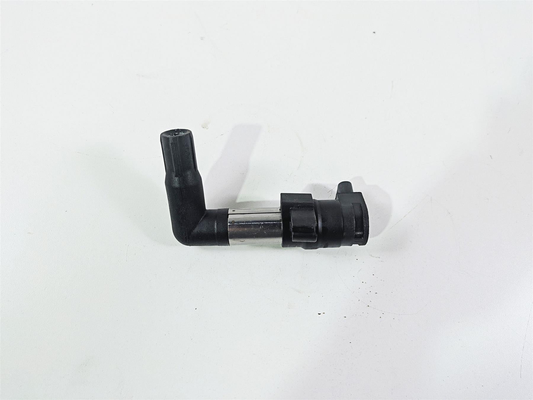 2022 BMW RnineT Pure K22 Eldor Angled Ignition Coil Left 12138565079 {{ shop.shopifyCountryName }} - Mototech271