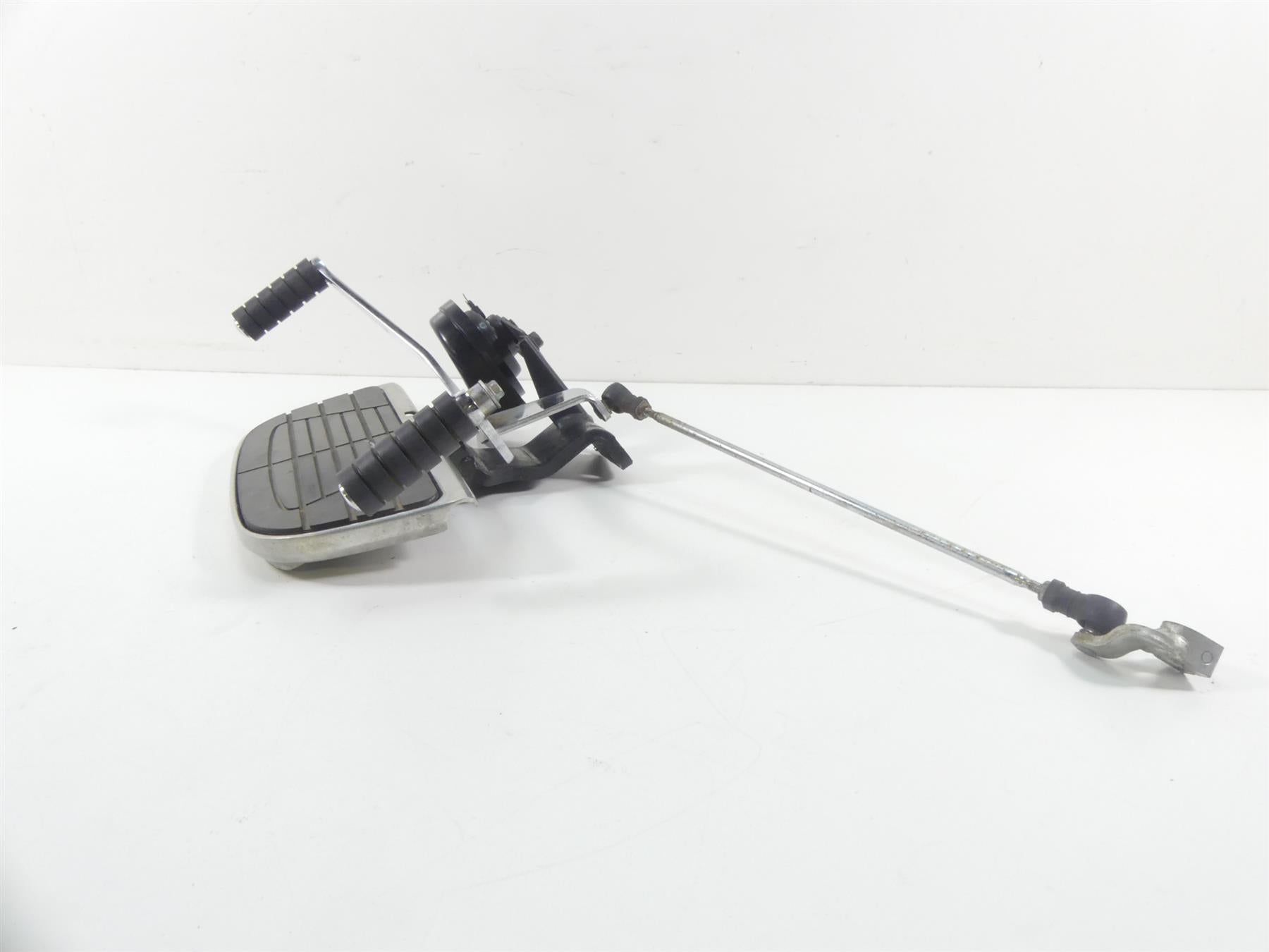 2007 Honda VTX1800 T1 Left Front Floor Board & Shifter Pedal Set 50625-MCV-000 {{ shop.shopifyCountryName }} - Mototech271