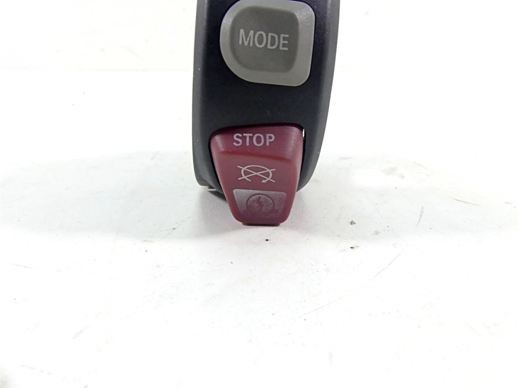 2014 BMW R1200GS K50 Right Hand Start Stop Heat Control Switch 61318546186 {{ shop.shopifyCountryName }} - Mototech271