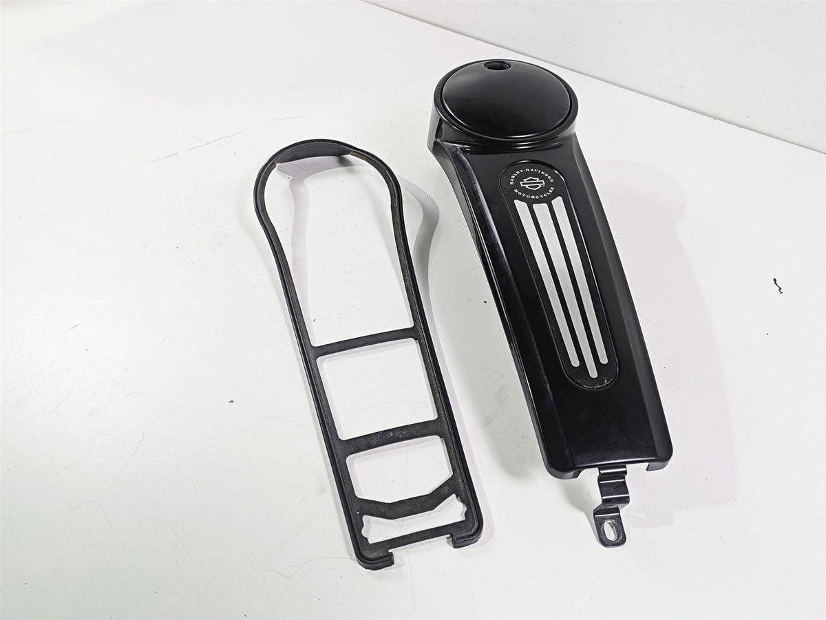 2001 Harley Touring FLHX Street Glide Fuel Tank Dash Cover 69214-04 {{ shop.shopifyCountryName }} - Mototech271