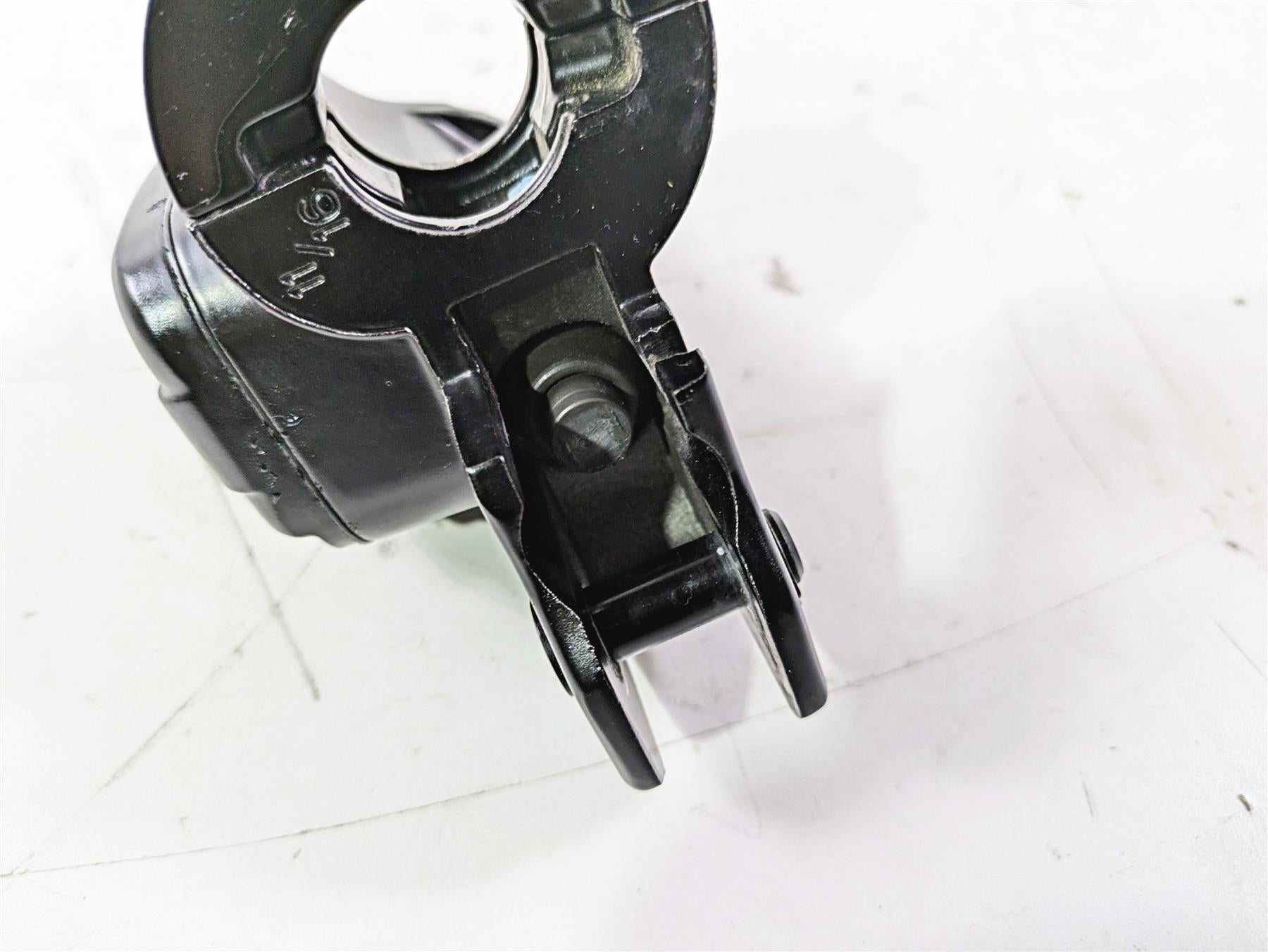 2015 Harley Touring FLHTKL E -Glide Low Clutch Master Cylinder 11/16" 36700056C {{ shop.shopifyCountryName }} - Mototech271