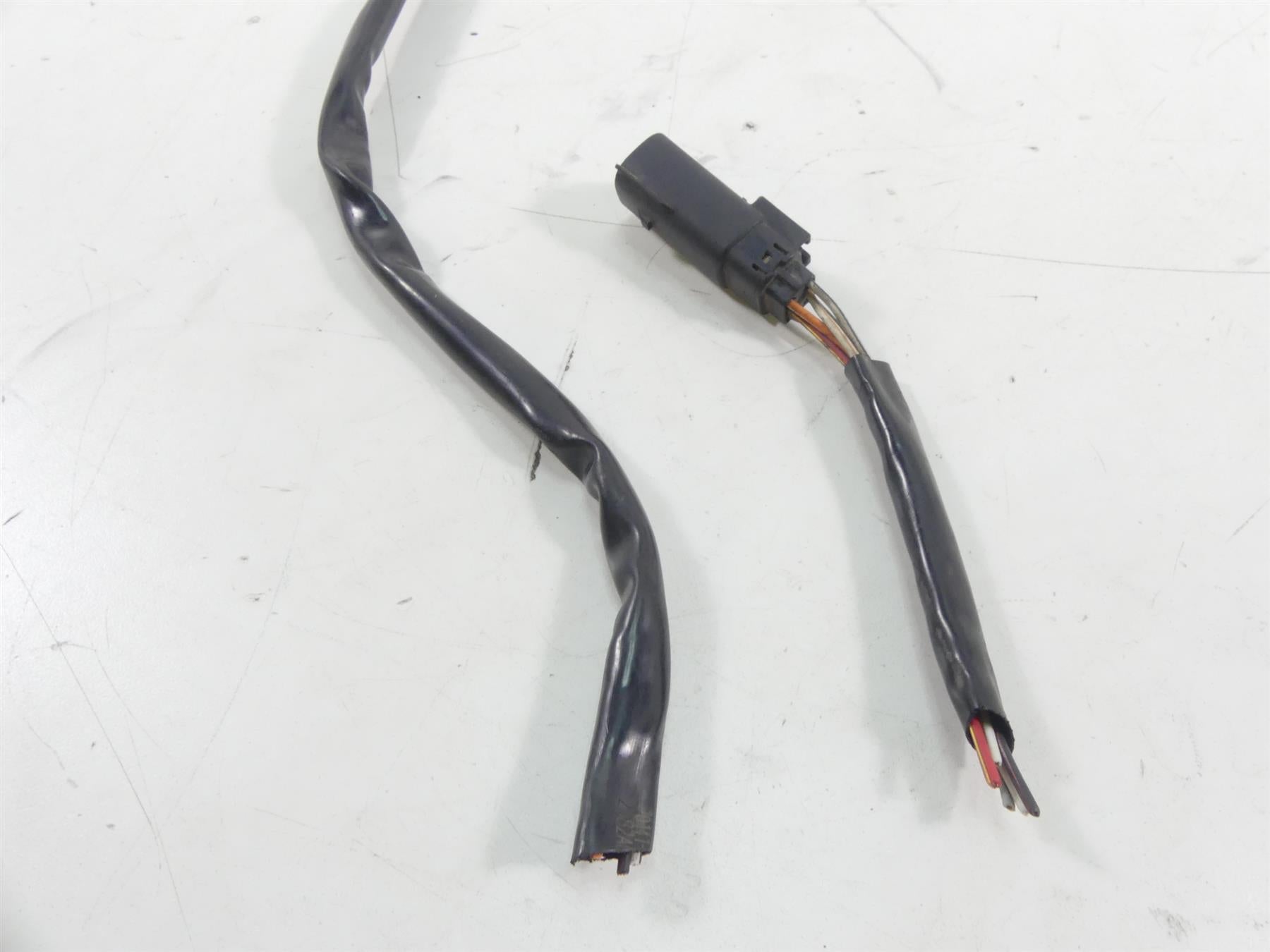 2013 Harley Davidson VRSCF Muscle Right Hand Start Control Switch 71684-06A {{ shop.shopifyCountryName }} - Mototech271