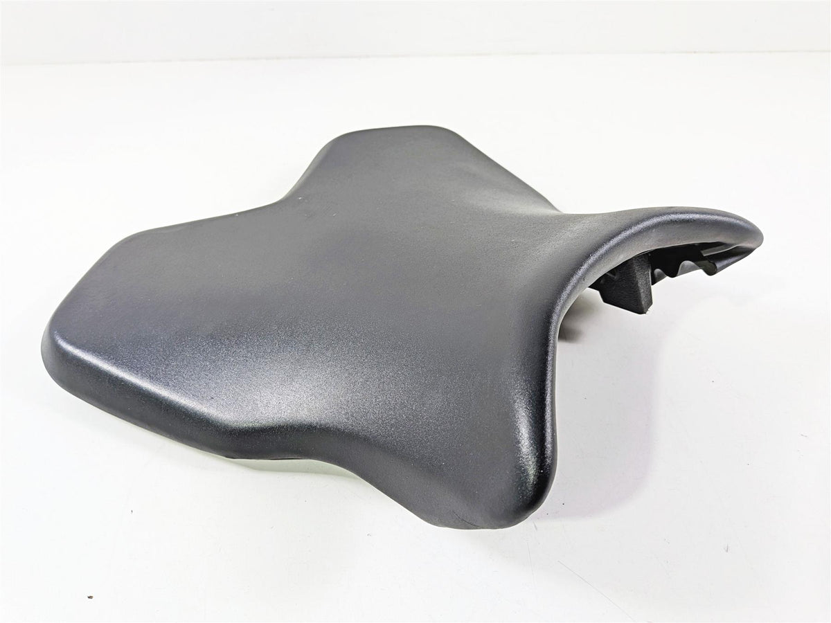 2024 Yamaha YZF R1 RN65 Front Rider Driver Saddle Seat 2CR-24710-01-00 {{ shop.shopifyCountryName }} - Mototech271