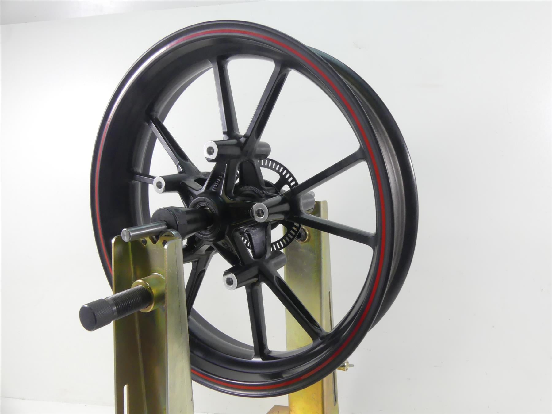 2015 Triumph 1050 Speed Triple R Straight Front Wheel Rim 17x3.5 T2000895 {{ shop.shopifyCountryName }} - Mototech271