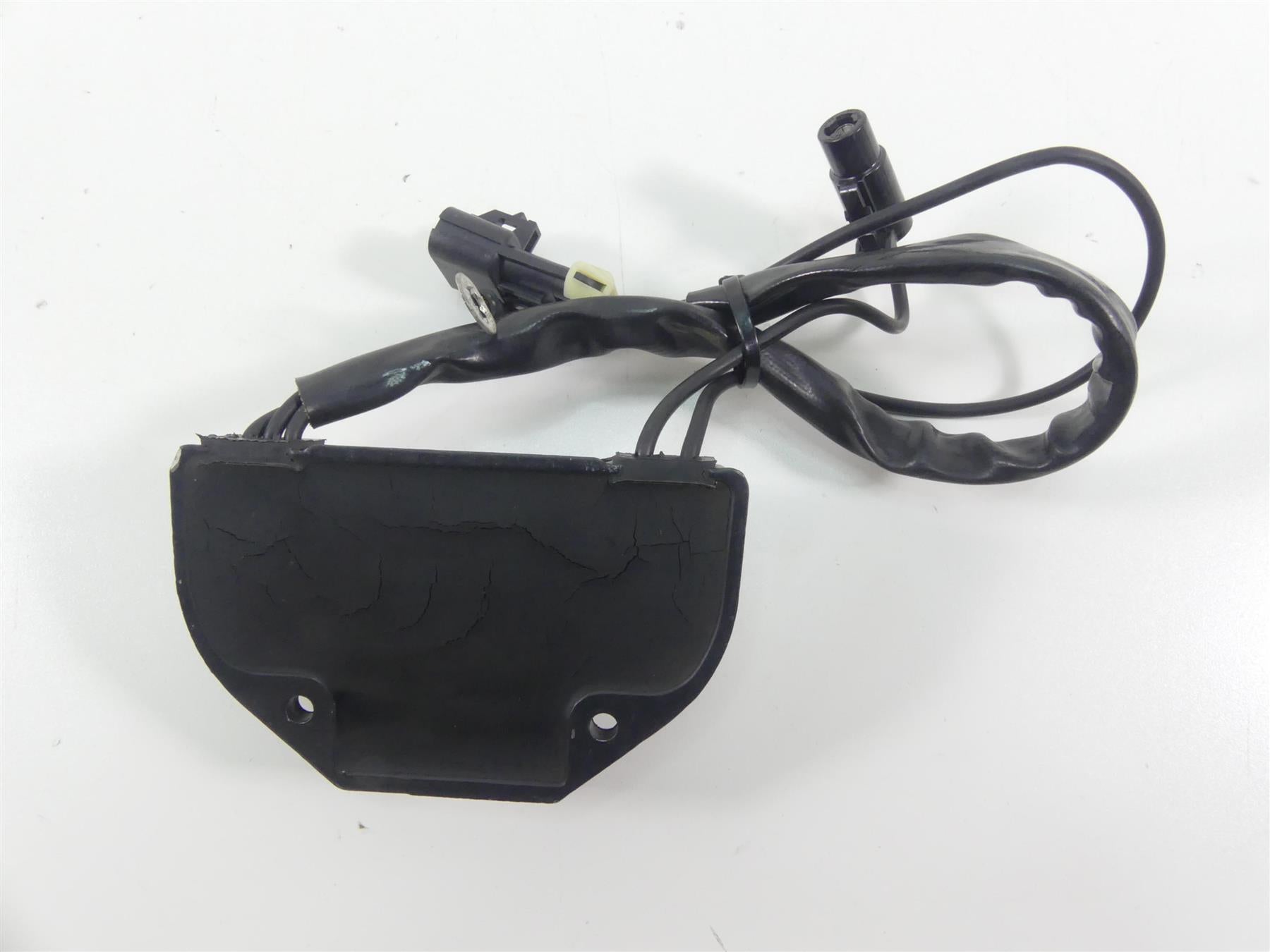 2006 Harley VRSCD Night Rod Rectifier Voltage Regulator 74440-01 {{ shop.shopifyCountryName }} - Mototech271