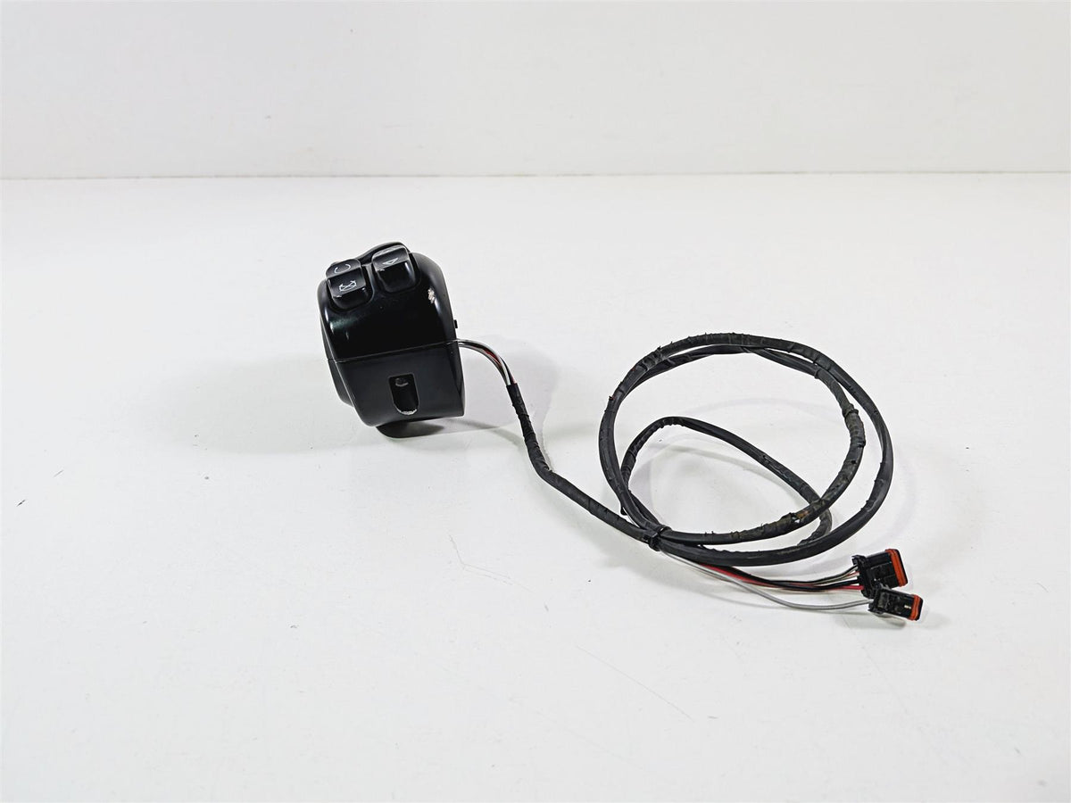 2017 Harley Touring FLHXS Street Glide Right Hand Control Switch 71500129C {{ shop.shopifyCountryName }} - Mototech271