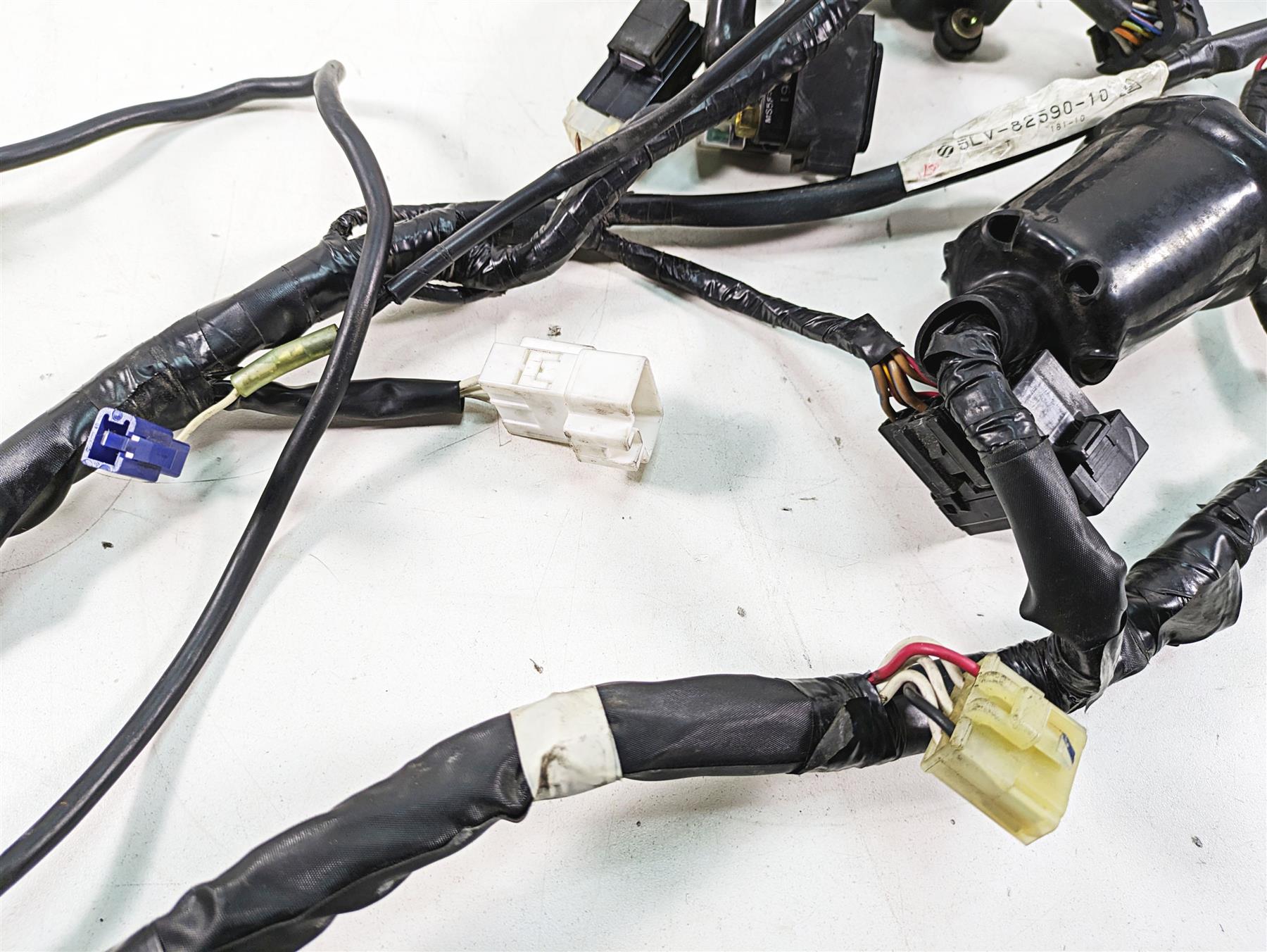 2002 Yamaha FZ1 FZS1000 Fazer Main Wiring Harness Loom - No Cuts 5LV-82590-10-00 {{ shop.shopifyCountryName }} - Mototech271
