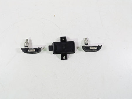2017 BMW R1200 GS K50 Rdc Sensor & Tire Sensors Set 65758546222 65759832031 {{ shop.shopifyCountryName }} - Mototech271