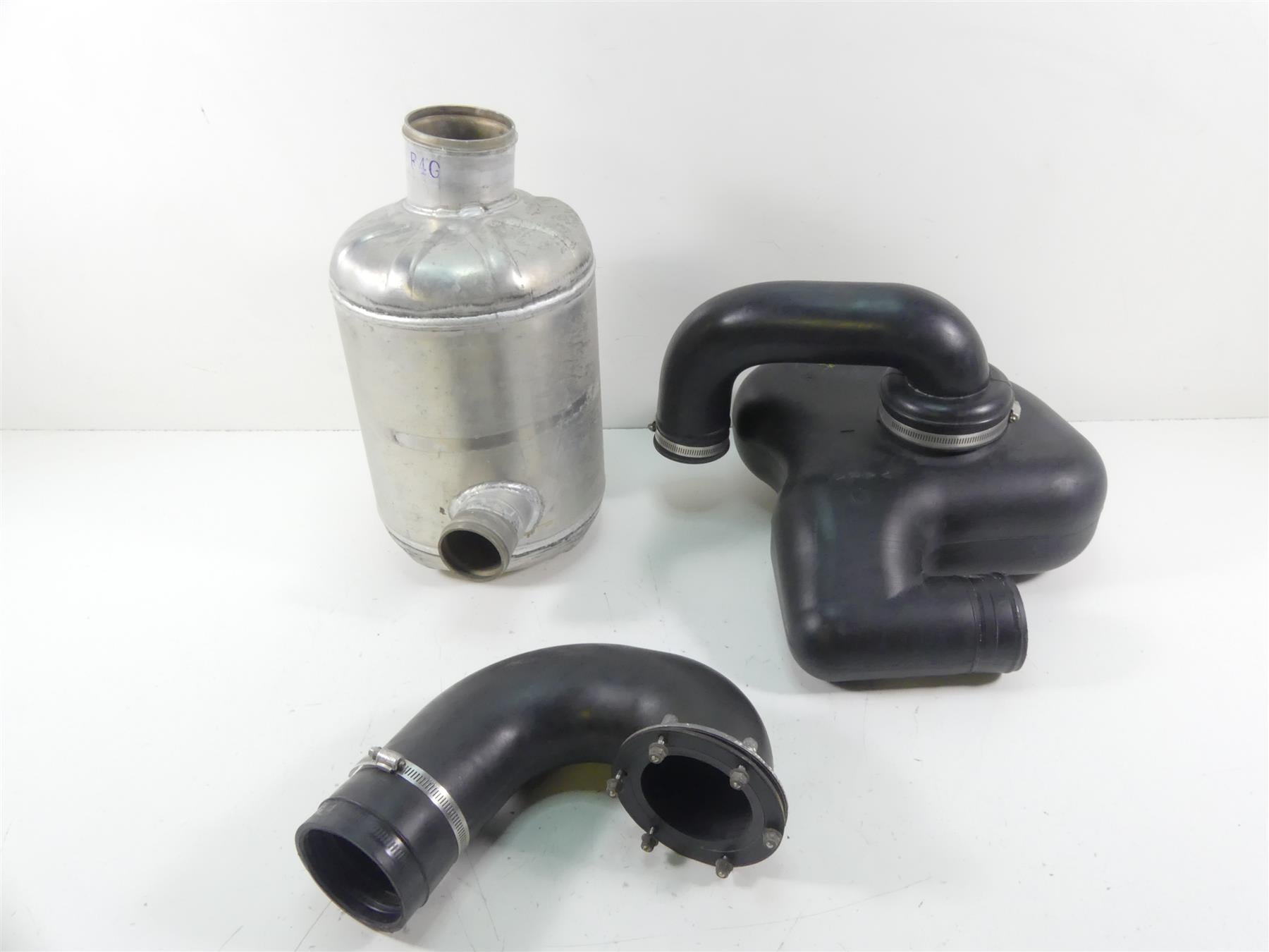 2017 Yamaha Waverunner VX Limited Exhaust Muffler Water Tank Set F4G-U7550-02-00