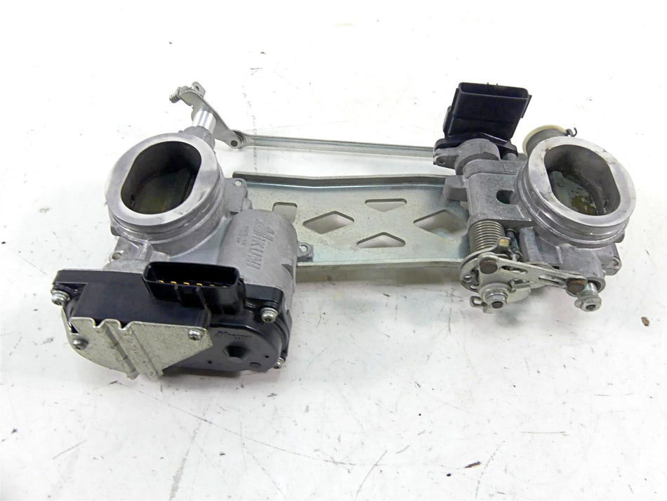 2013 Ducati Diavel Red Mikuni Throttle Body Bodies Set 28240871A {{ shop.shopifyCountryName }} - Mototech271