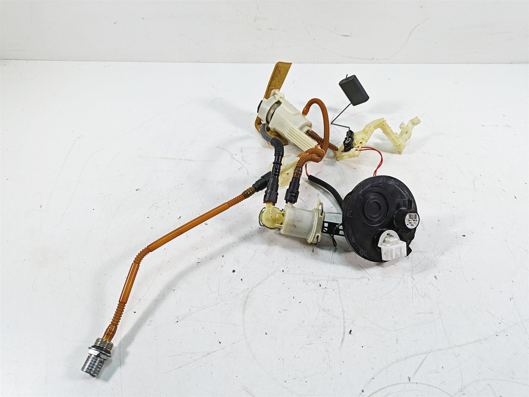 2011 Harley Touring FLHR Road King Fuel Gas Petrol Pump 62908-08 & 75076-08A {{ shop.shopifyCountryName }} - Mototech271