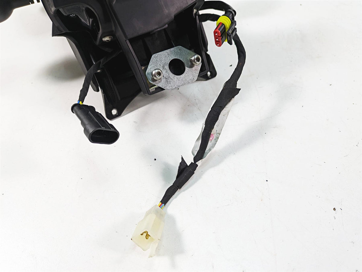 2020 Moto Guzzi V85 TT Adventure Rear License Plate Holder Mount - Read 2B005451 {{ shop.shopifyCountryName }} - Mototech271