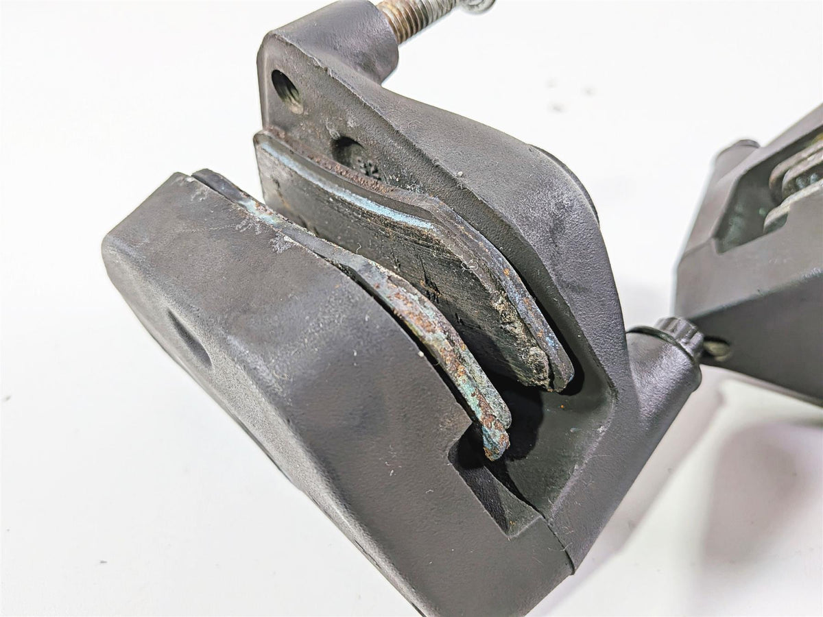 2001 Harley FLHRCI Road King Front Brake Caliper Set 44023-00C 44046-00D {{ shop.shopifyCountryName }} - Mototech271