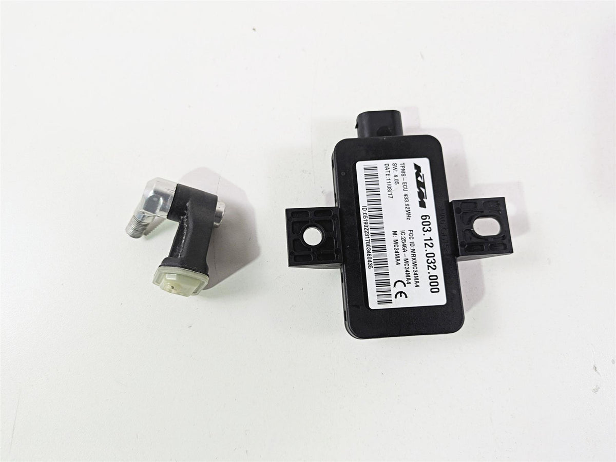 2018 KTM 1290 Super Duke R Tire Pressure Sensor & Module 61412033000 60312032000 {{ shop.shopifyCountryName }} - Mototech271