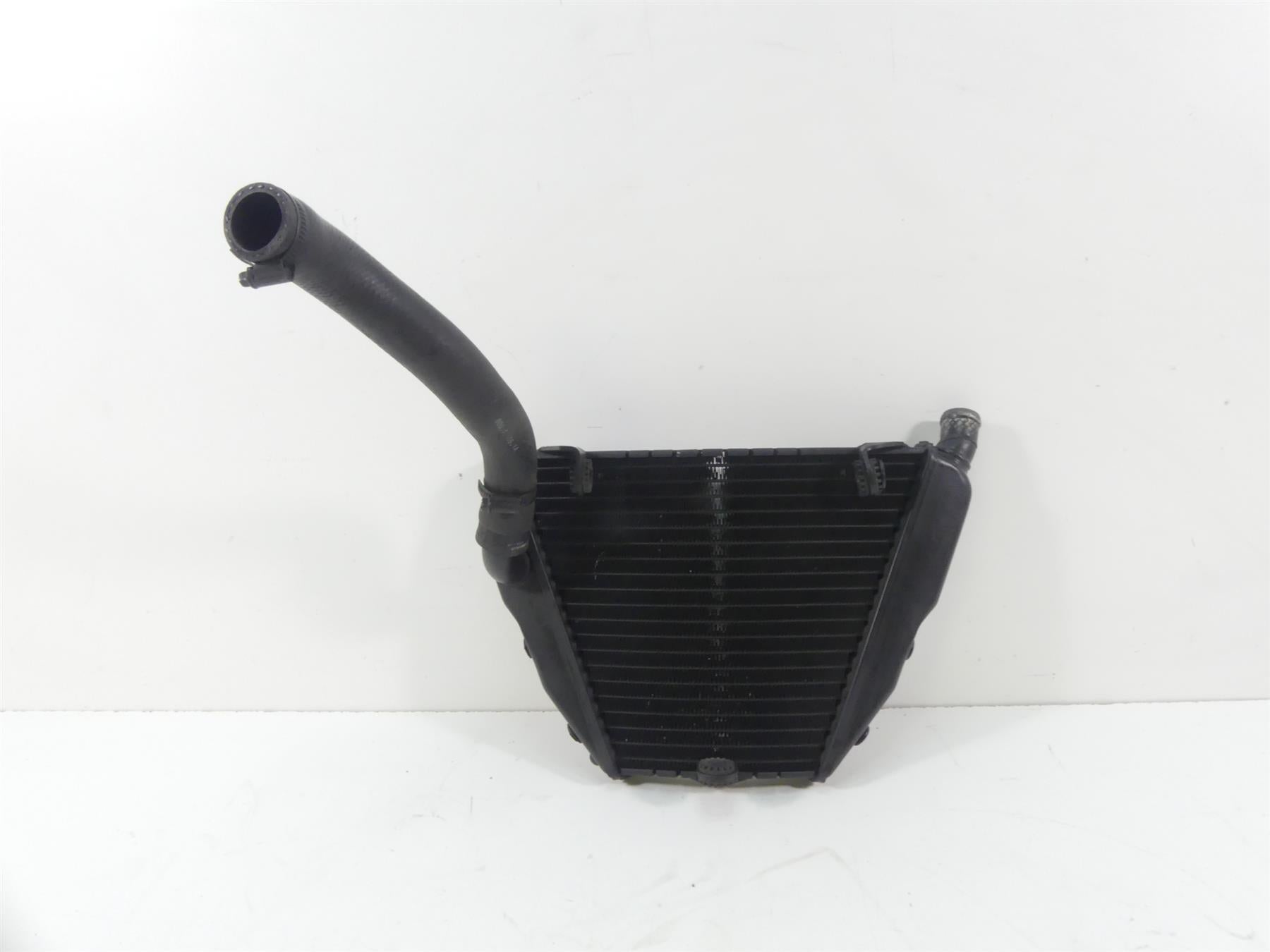2013 Ducati Streetfighter 848 Lower Radiator Cooler + Hose 54840841A